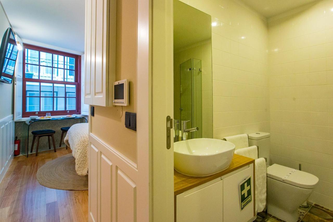Charming Studio In Historic Downtown Porto Bagian luar foto
