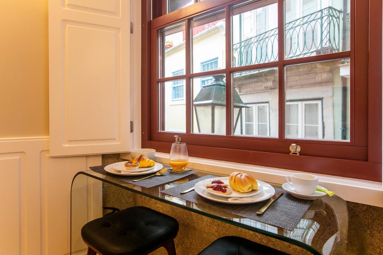 Charming Studio In Historic Downtown Porto Bagian luar foto