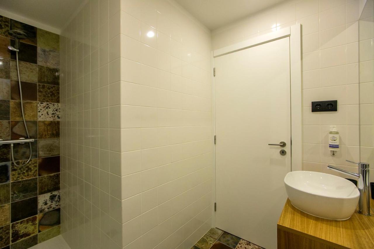 Charming Studio In Historic Downtown Porto Bagian luar foto